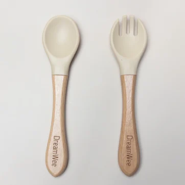 Silikonowe sztućce bambusowe - kremowy
